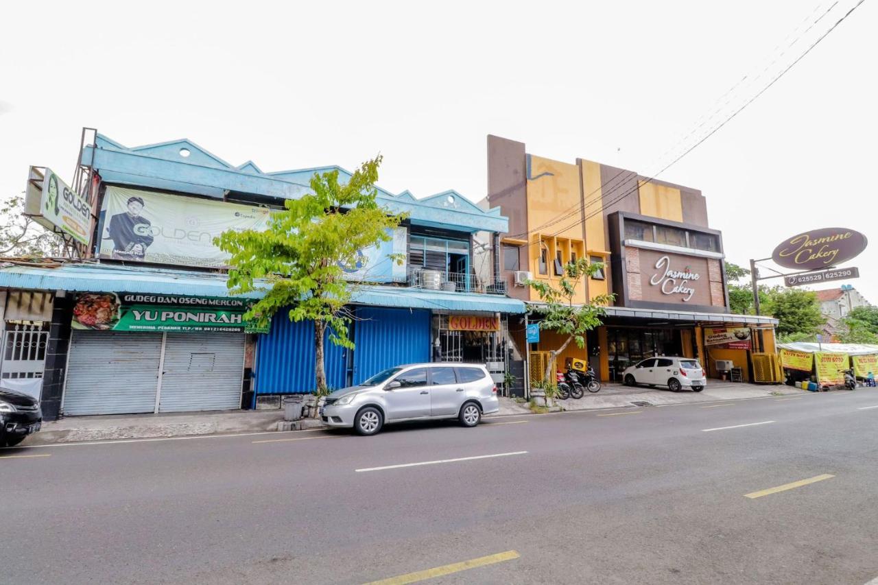 Golden Inn 1 Yogyakarta Ngoại thất bức ảnh