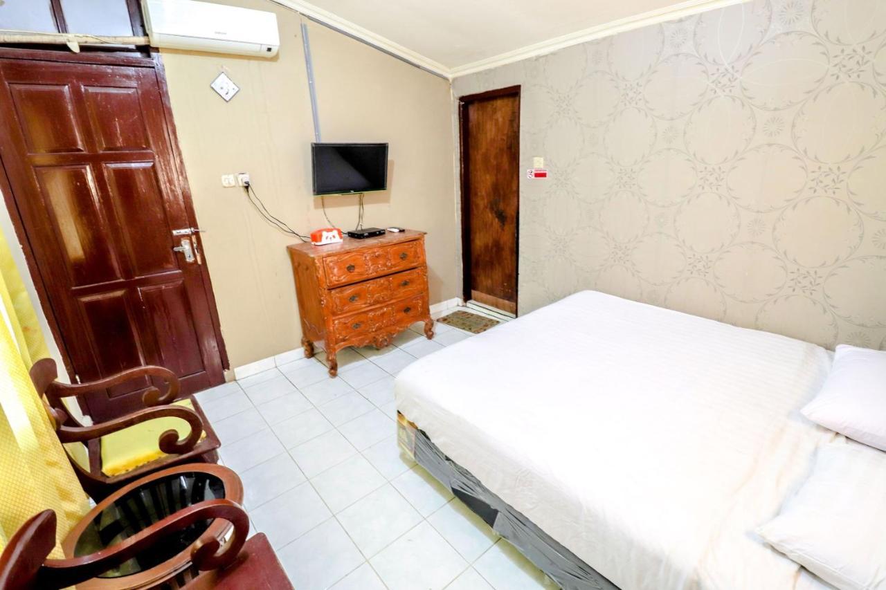 Golden Inn 1 Yogyakarta Ngoại thất bức ảnh